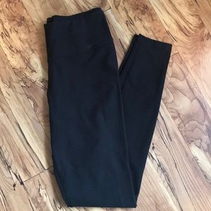 EUC Black Nike Dri-Fit Leggings